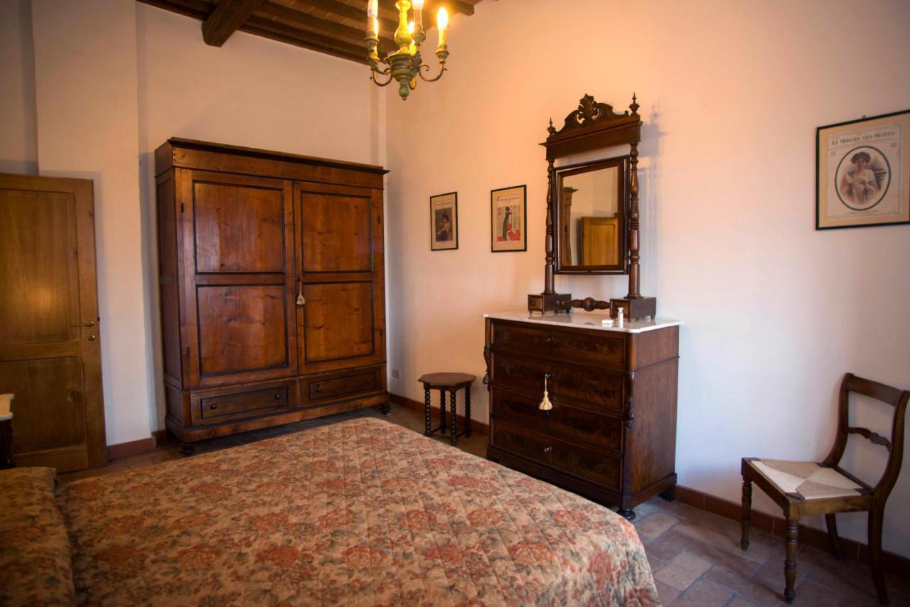 Agriturismo Poggiarellino - Montalcino Buitenkant foto