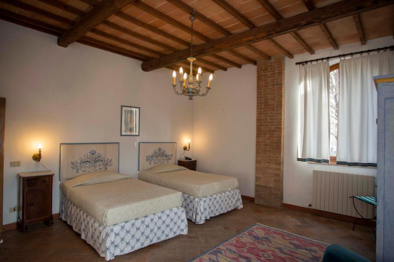 Agriturismo Poggiarellino - Montalcino Buitenkant foto